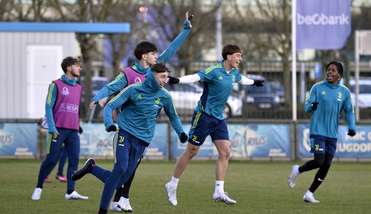 under 19 training genk 21