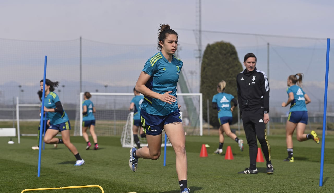 Juventus Women in allenamento a Vinovo 15