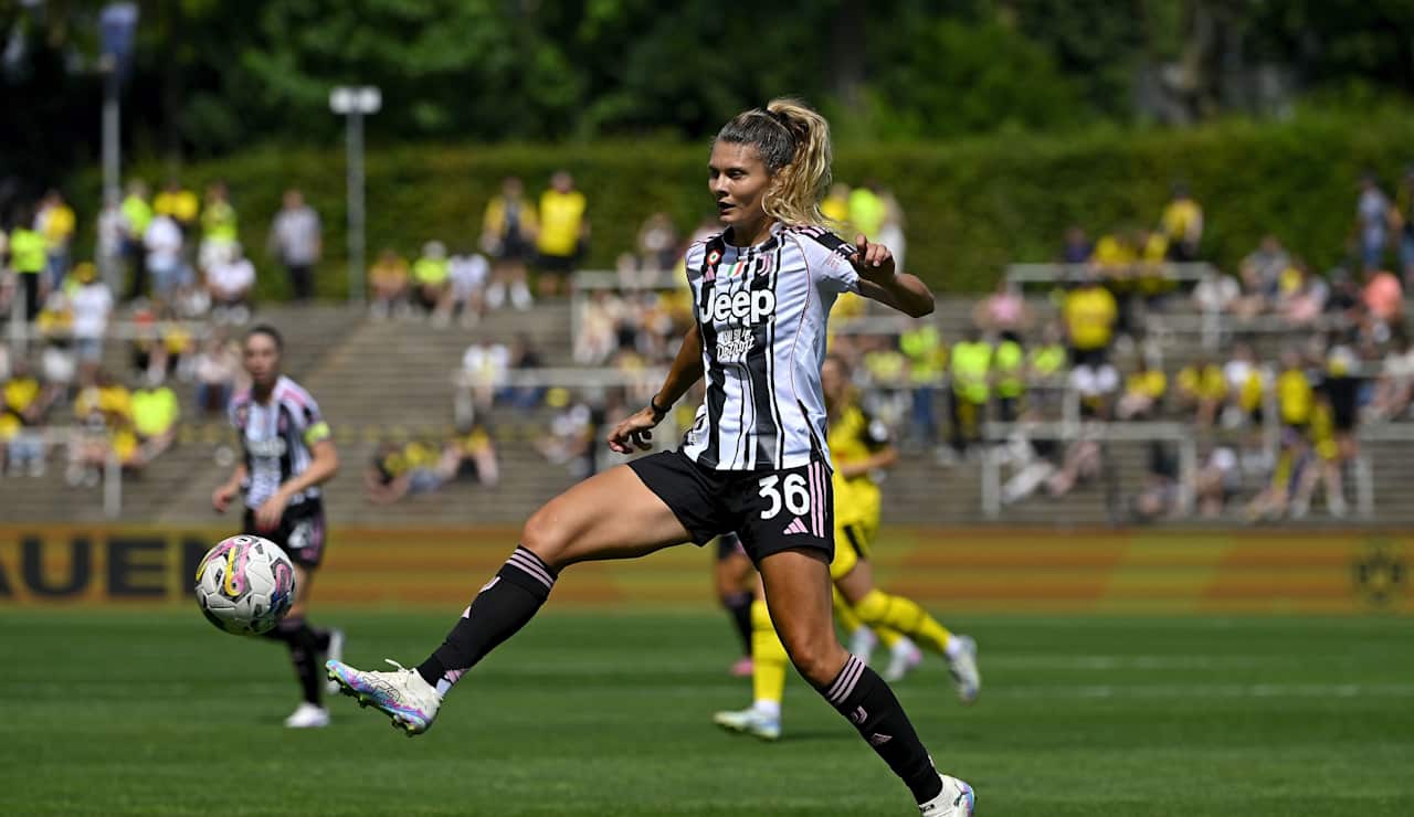 dortmund-women-22
