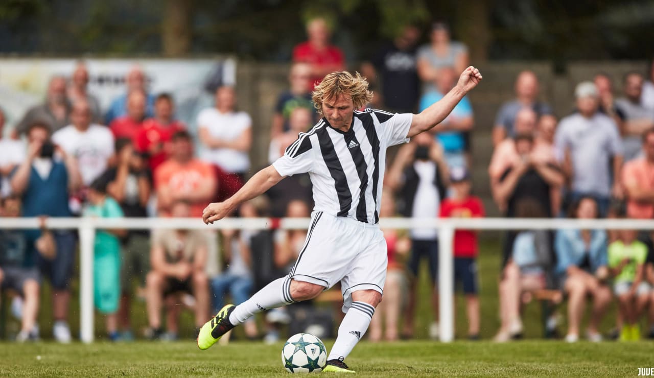 Nedved11a_batch.jpg