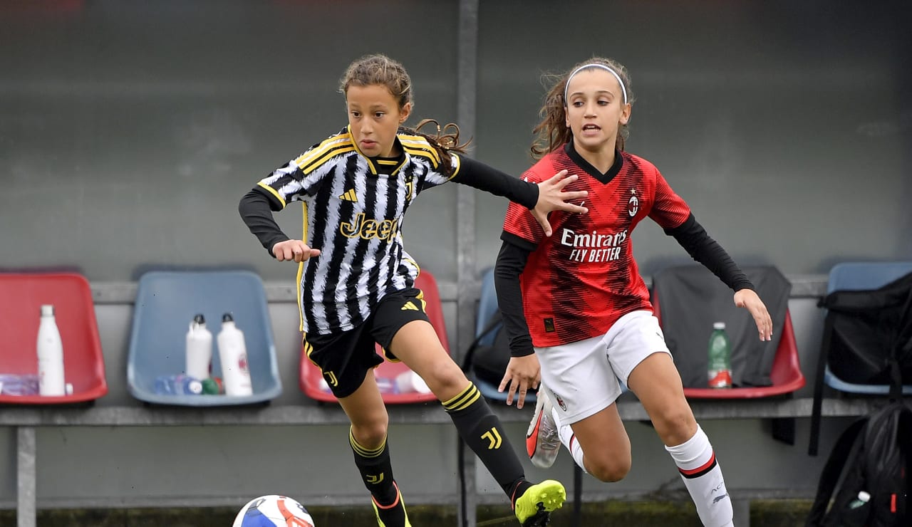 women under 10 11 vs Milan5