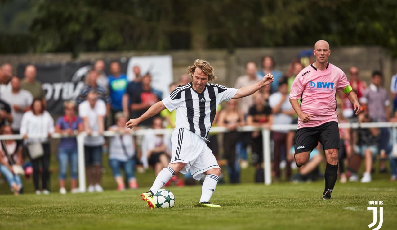 Nedved13a_batch.jpg