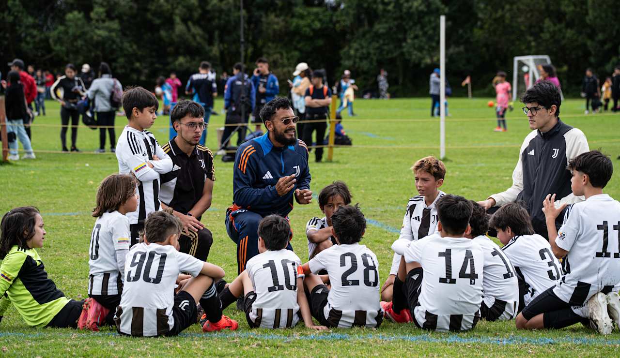 JUVEU11-37