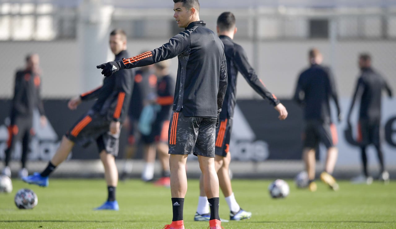 TRAINING UCL 16 FEBBRAIO7