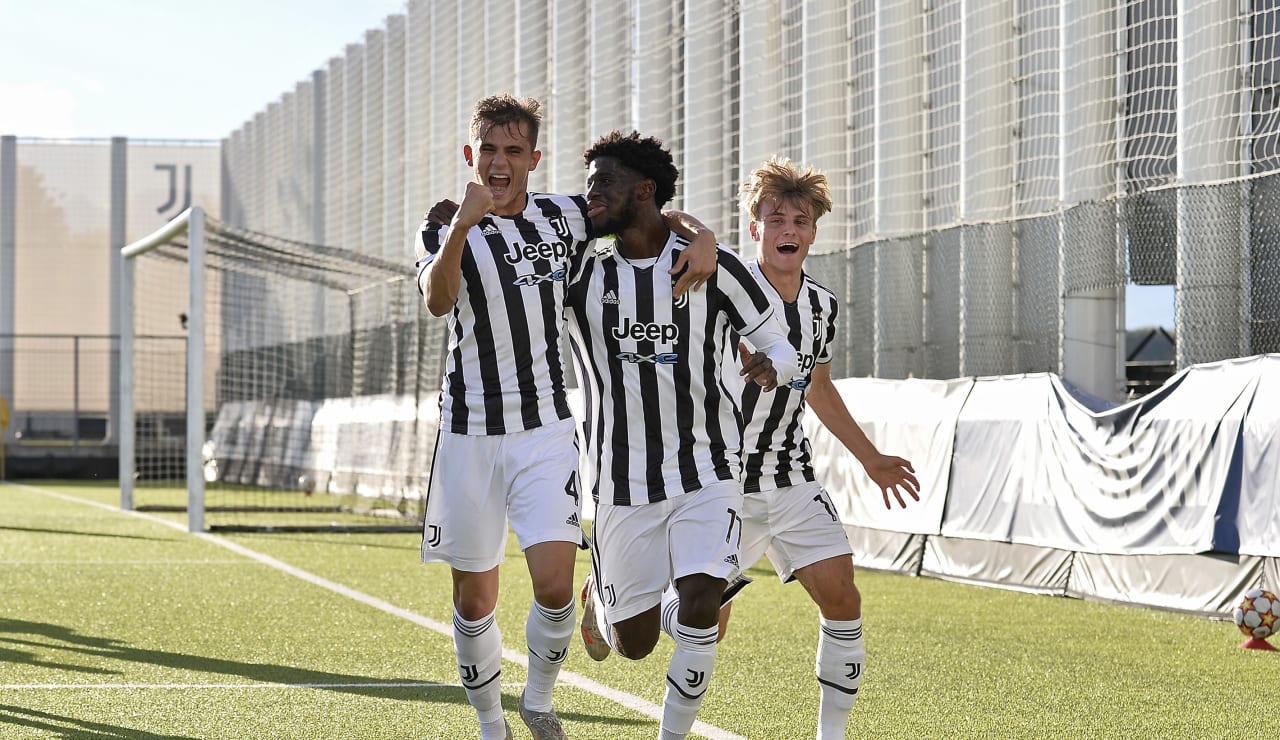 juventus zenit uyl16