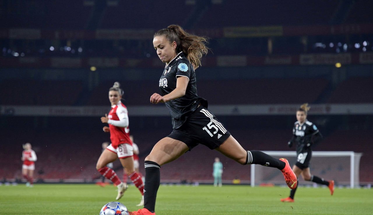 women arsenal juve uwcl 21