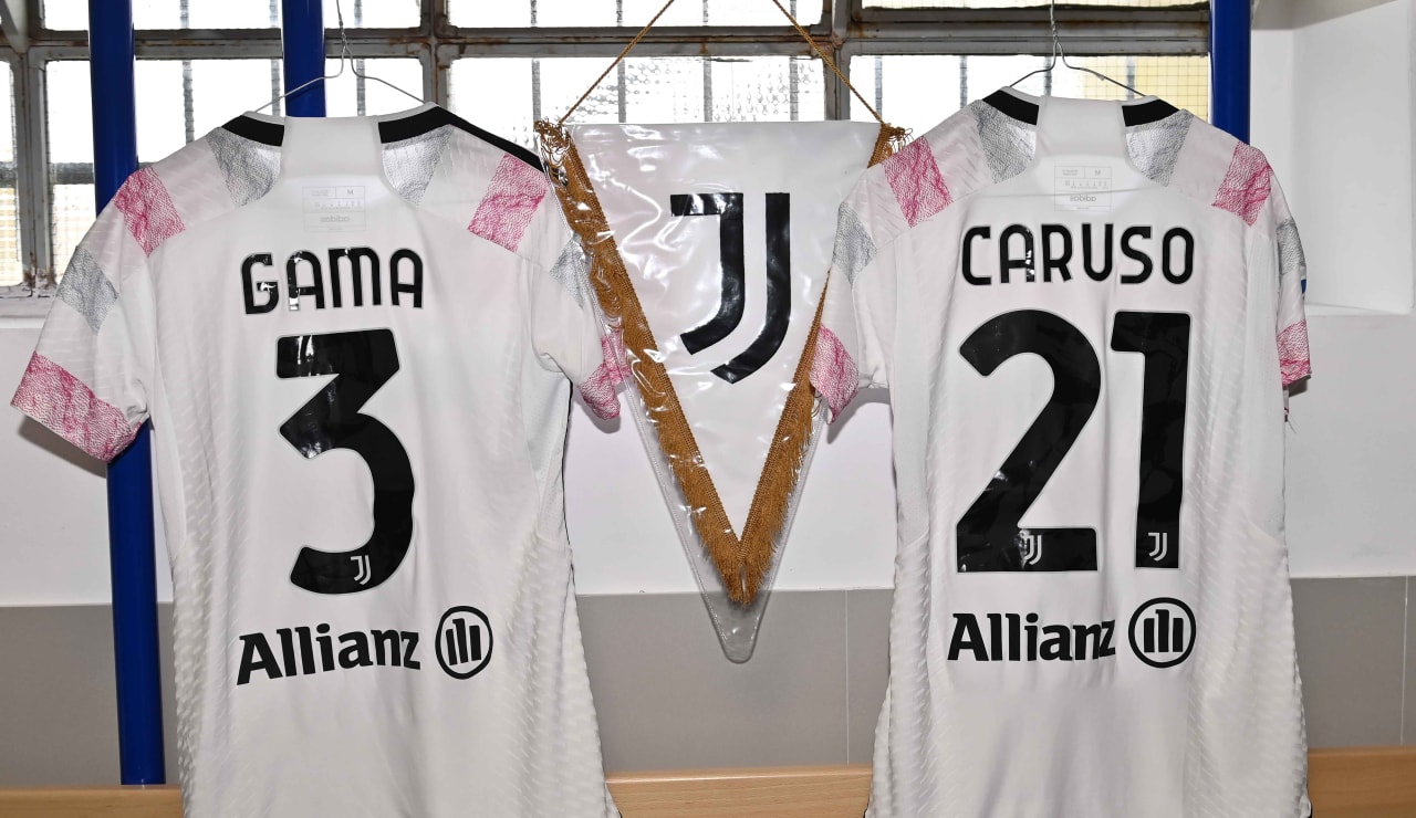 Lo spogliatoio della Juventus Women a Biella