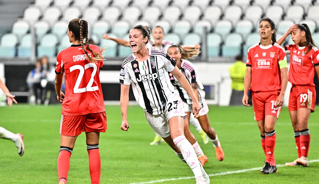 uwcl-women-benfica-15