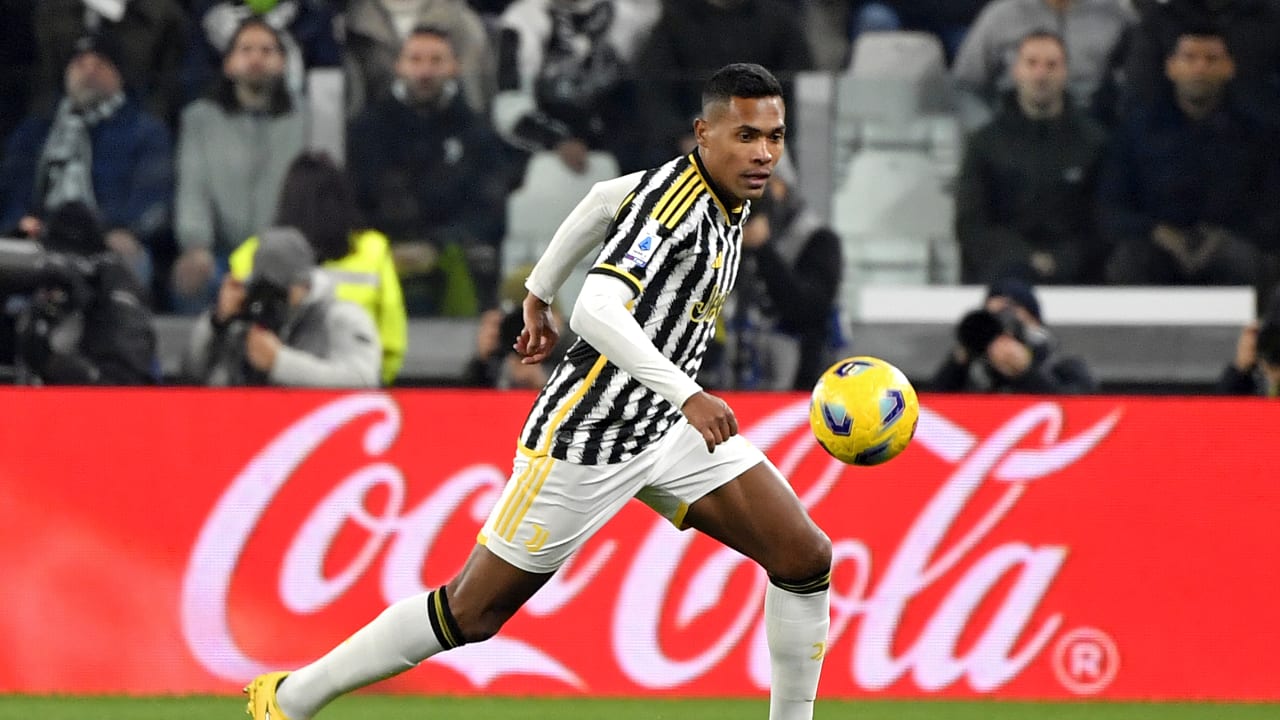 A 320th appearance for Alex Sandro! - Juventus