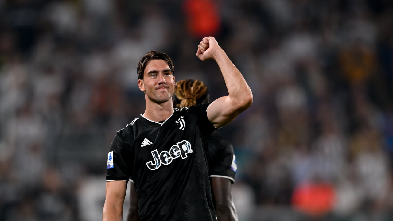 Barcelona sedang bernegosiasi dengan Dusan Vlahovic