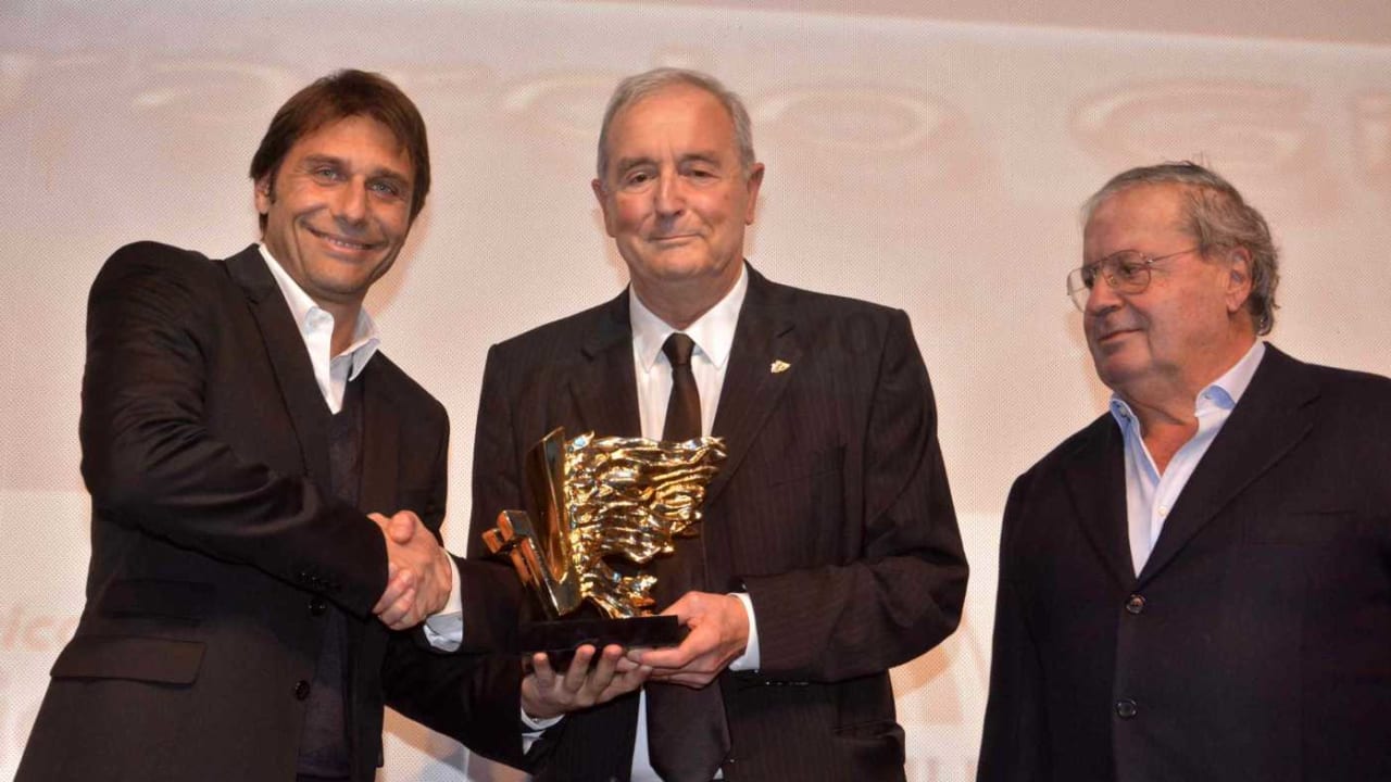A Conte il “Premio Viareggio Sport” Juventus