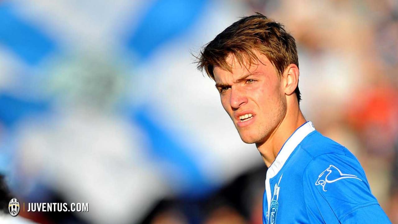 Juventus complete full Rugani purchase - Juventus