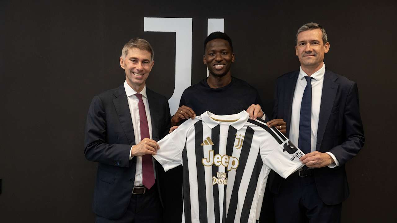 Juventus pinjam Pape Matar Sarr dari Tottenham