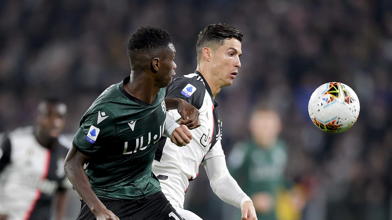 Pitchside view Matchweek 8 Juventus Bologna Juventus TV