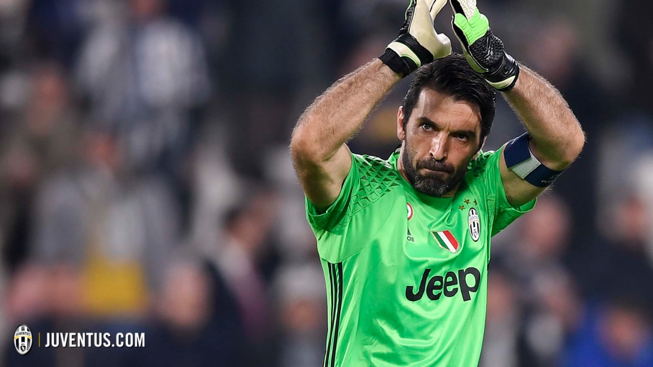 RESMI: Legend Juventus & Italia Gianluigi Buffon Pensiun di Usia 45 Tahun