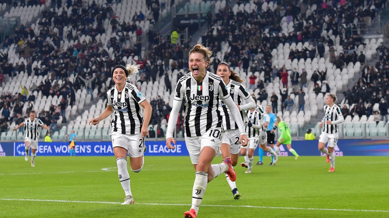  Juventus earn hard-fought draw vs Wolfsburg