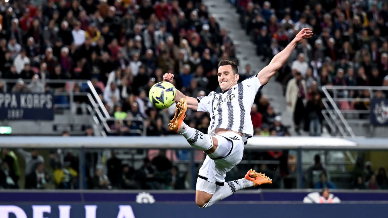 Bologna Juventus Serie A 20222023 Juventus Men's First Team