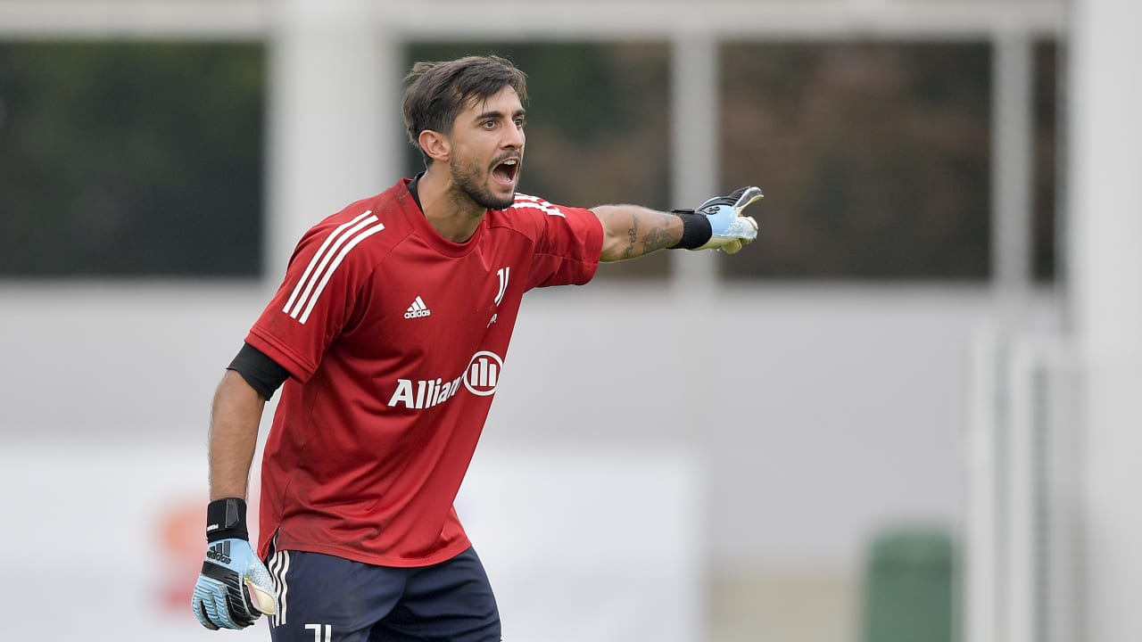 Mattia Perin in prestito al Genoa - Juventus