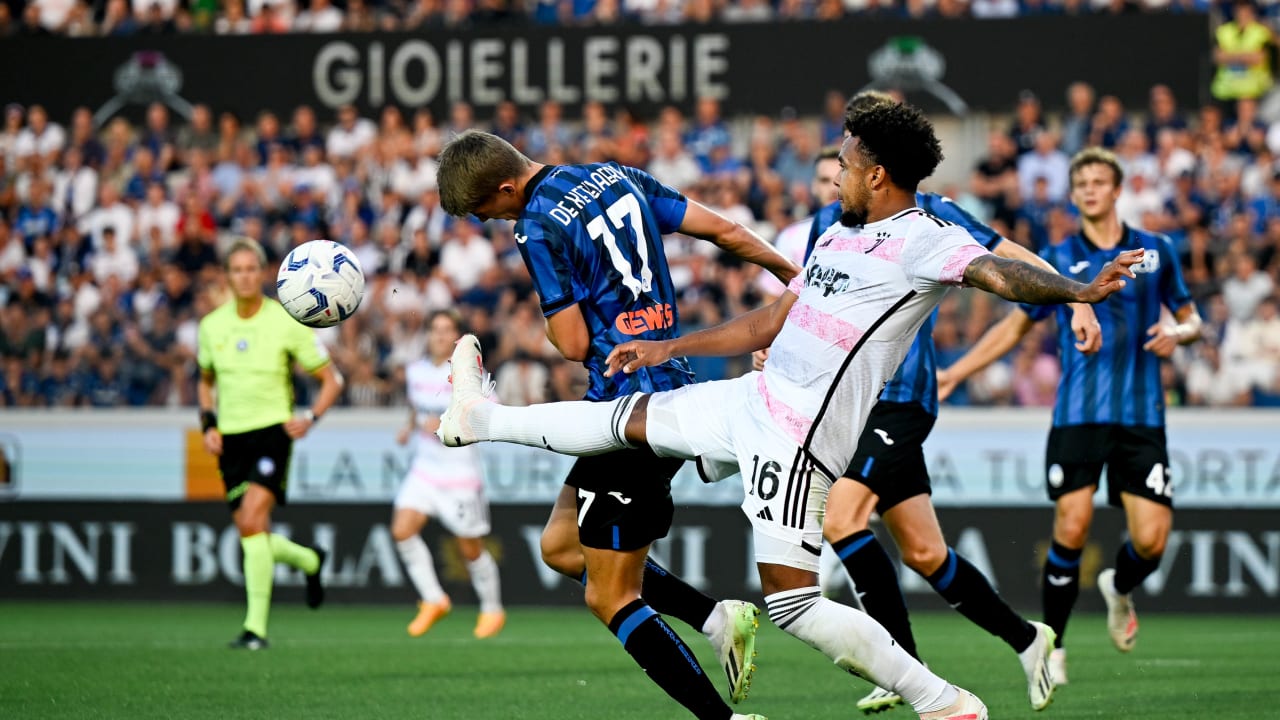 Atalanta Juventus Serie A 2023 2024 Juventus Men S First Team Atalanta Juventus Serie A 2023 2024 Juventus Men S First Team