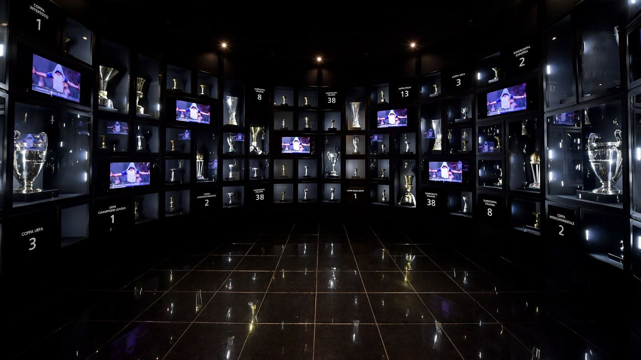 Bareng Adidas, Museum Juventus Hadirkan Pameran Seni Khusus Del Piero