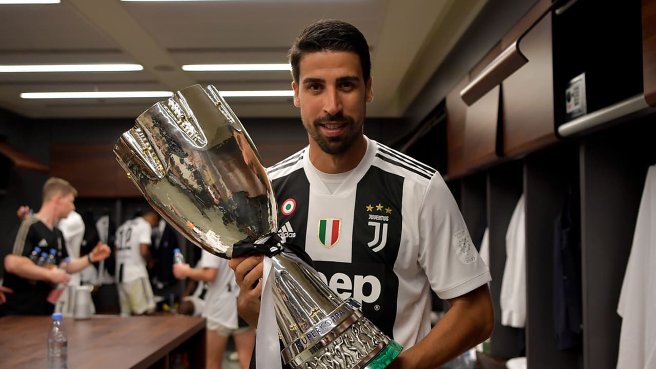 Happy birthday, Sami! Video Juventus