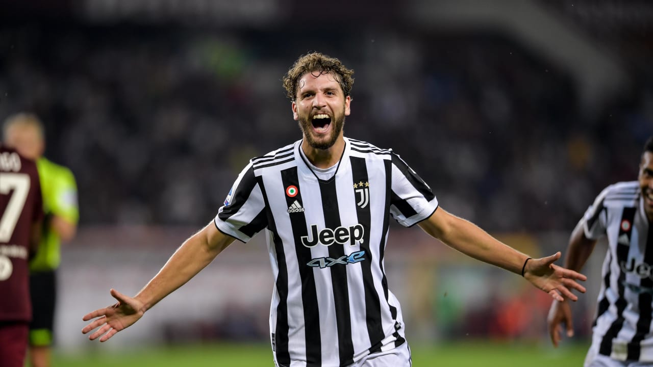 Locatelli match-winner. Juve claim derby spoils - Juventus
