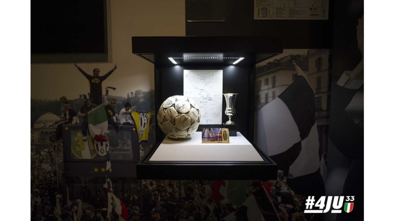 Lippi's tactics from the 1995 Coppa Italia final now on display at J ...