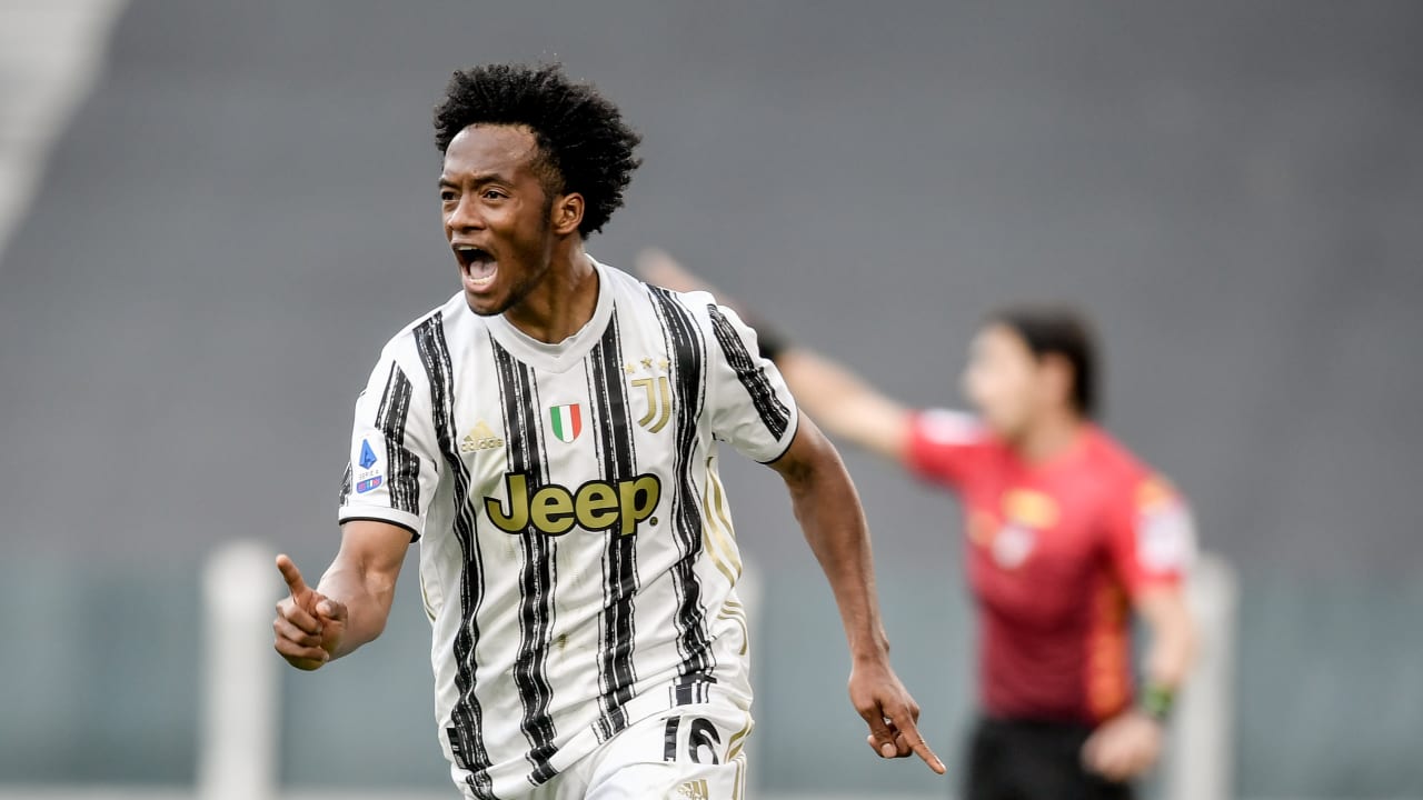 Cuadrado marca, e Colômbia fica em terceiro - Juventus