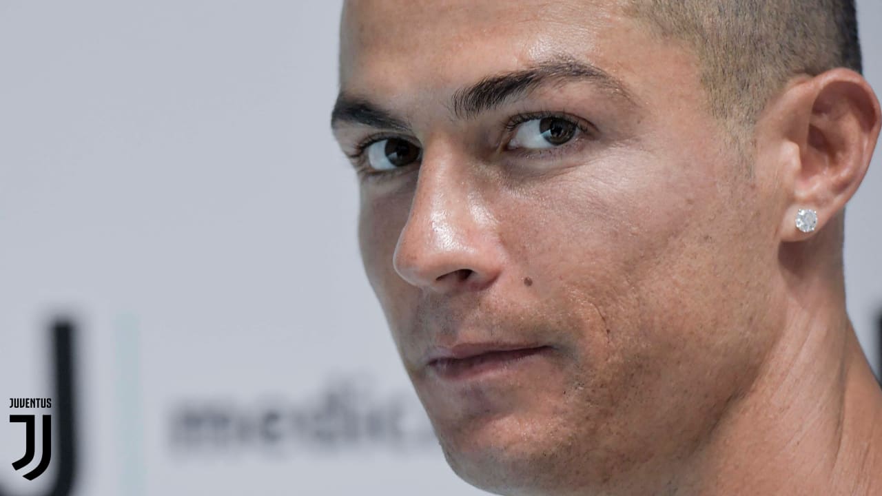 The 'cheat' of the UEFA to include to Cristiano Ronaldo in the best XI