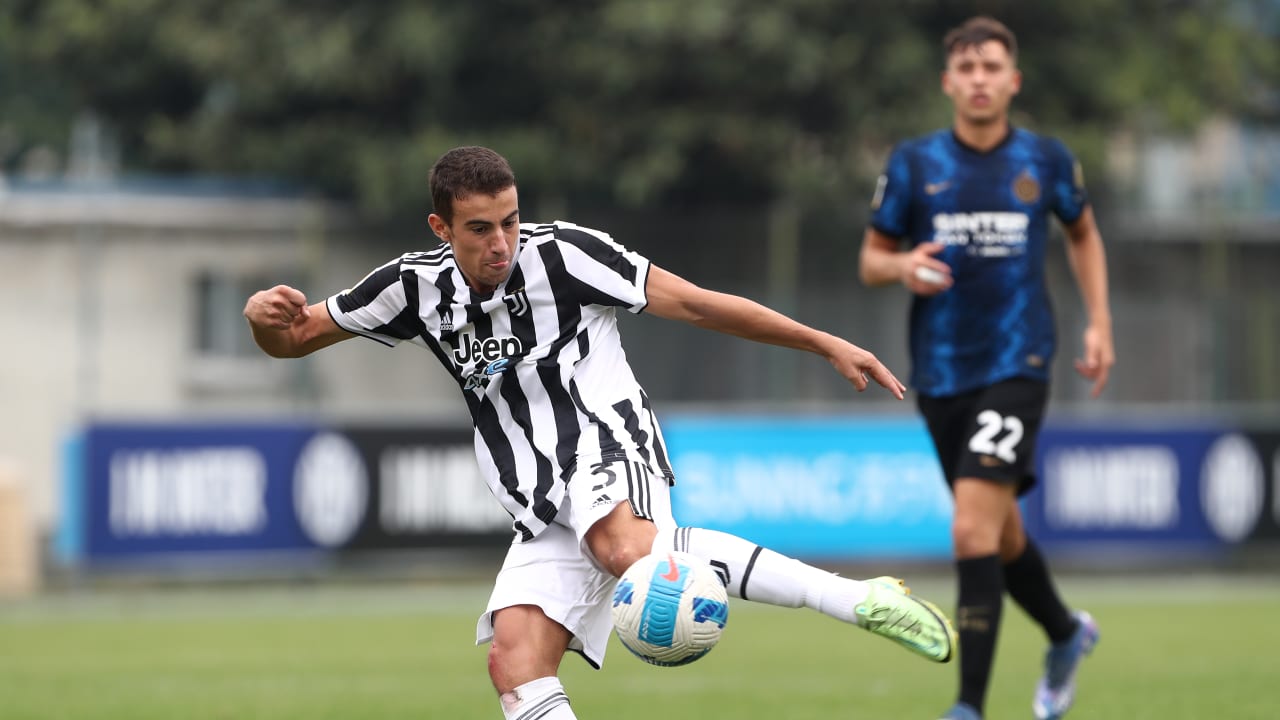 U19 La duttilità di Riccardo Turicchia Juventus TV