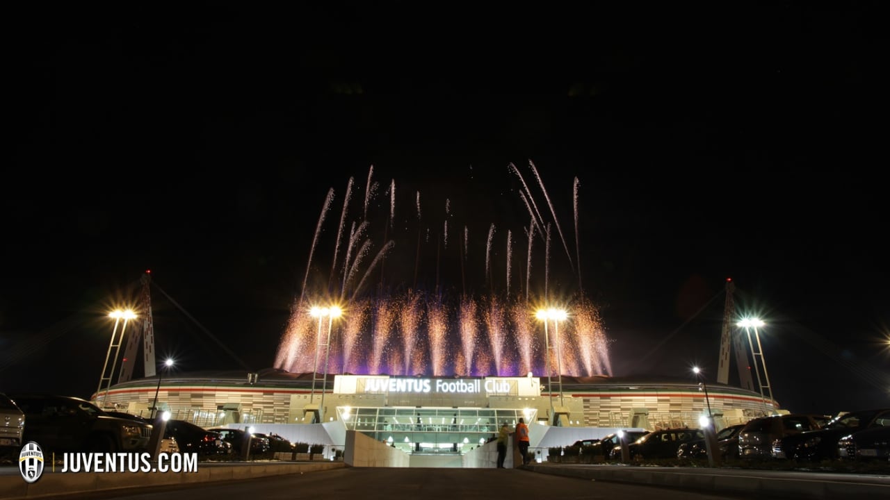 ユベントス スタジアム祝典の夜 Juventus ユベントス スタジアム祝典の夜 Juventus