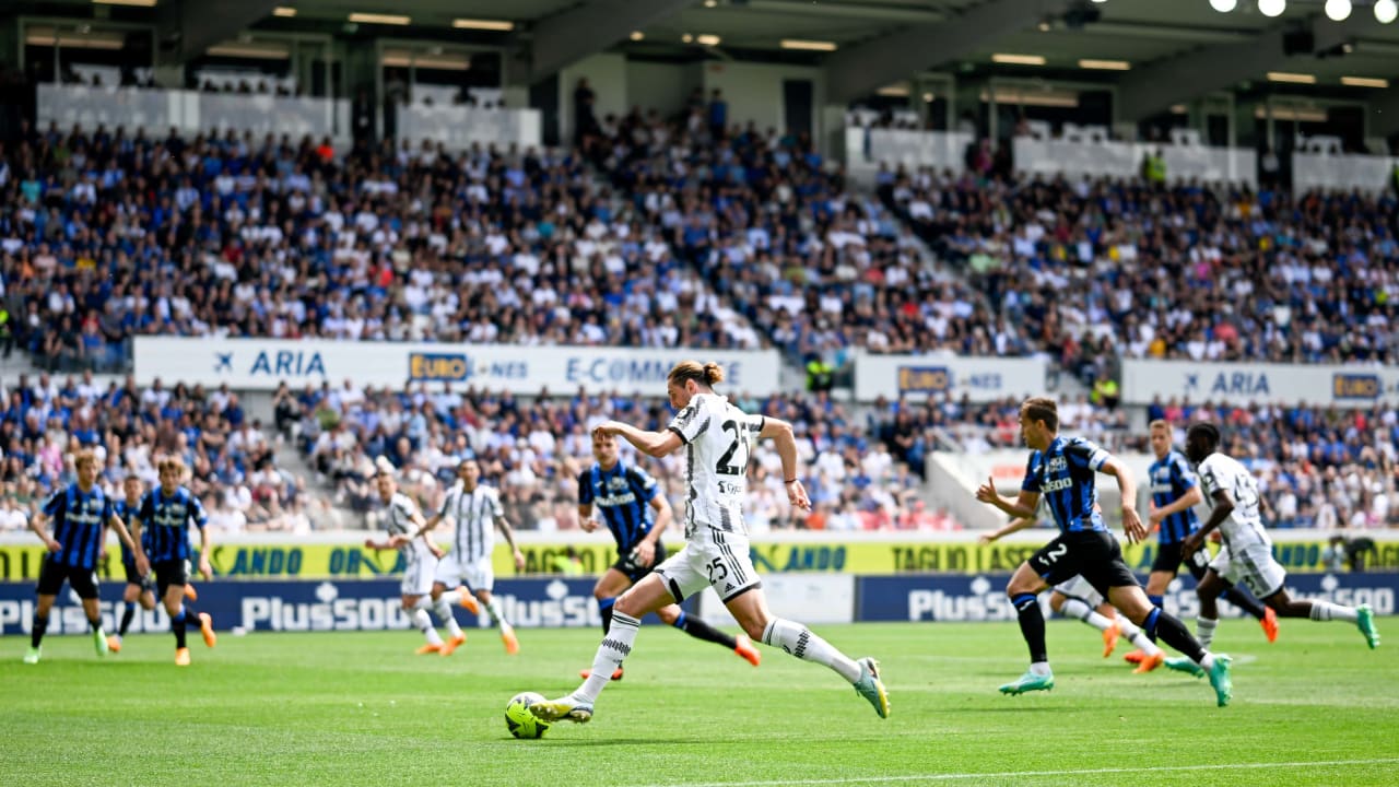Atalanta Juventus Serie A 2022 2023 Juventus Men S First Team Atalanta Juventus Serie A 2022 2023 Juventus Men S First Team