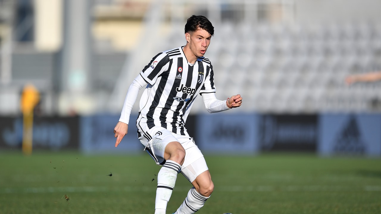 775766236_VP_2648_C98CF6E697520D22D3B570B84704CE69