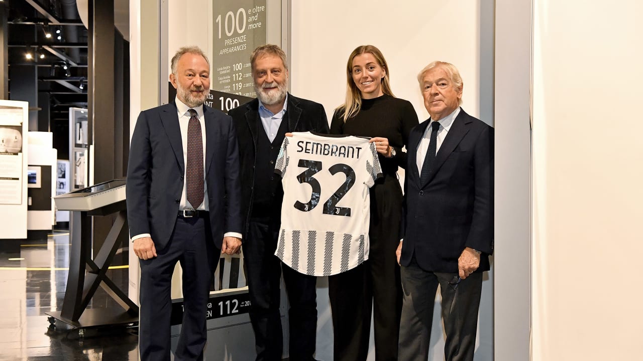 Linda Sembrant allo Juventus Museum 7