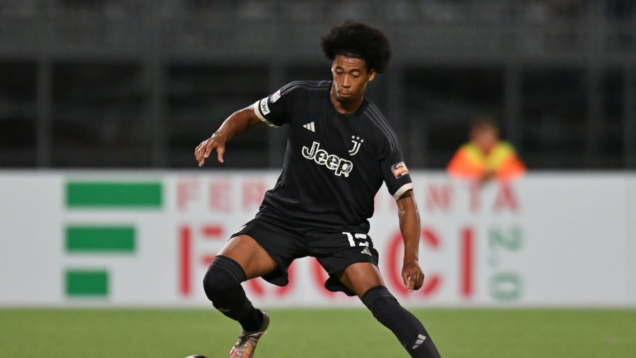 Livano Comenencia durante Rimini-Juventus Next Gen