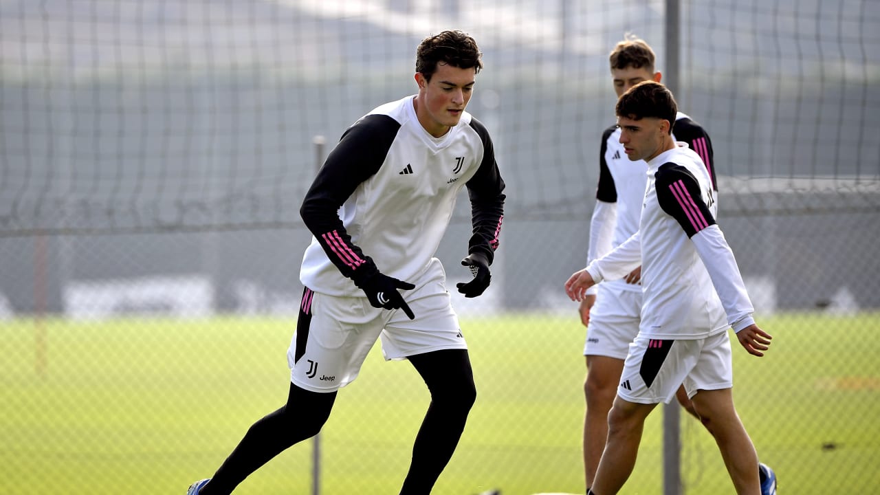Cerri, Hasa e Rouhi in allenamento a Vinovo