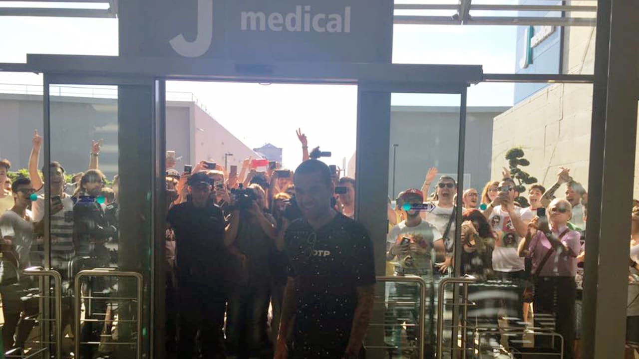 dani alves visite jmedical.jpg