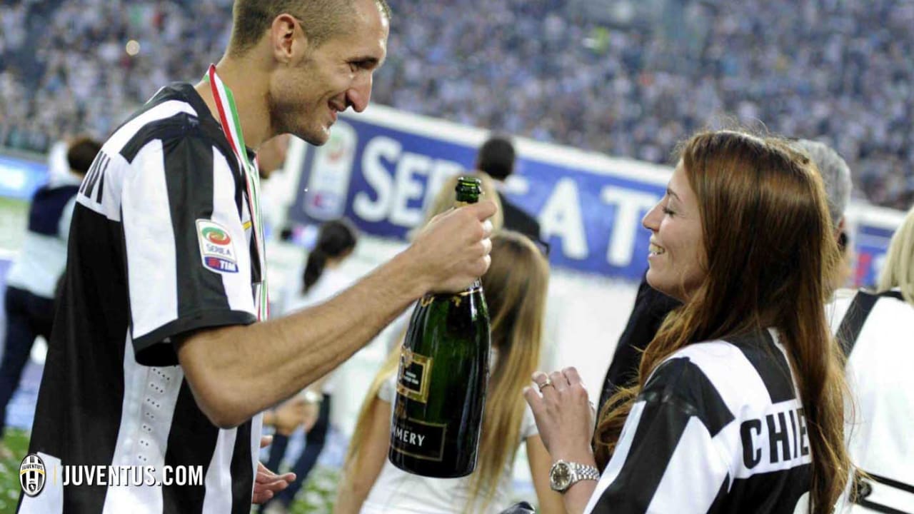 chiellini e moglie.jpg