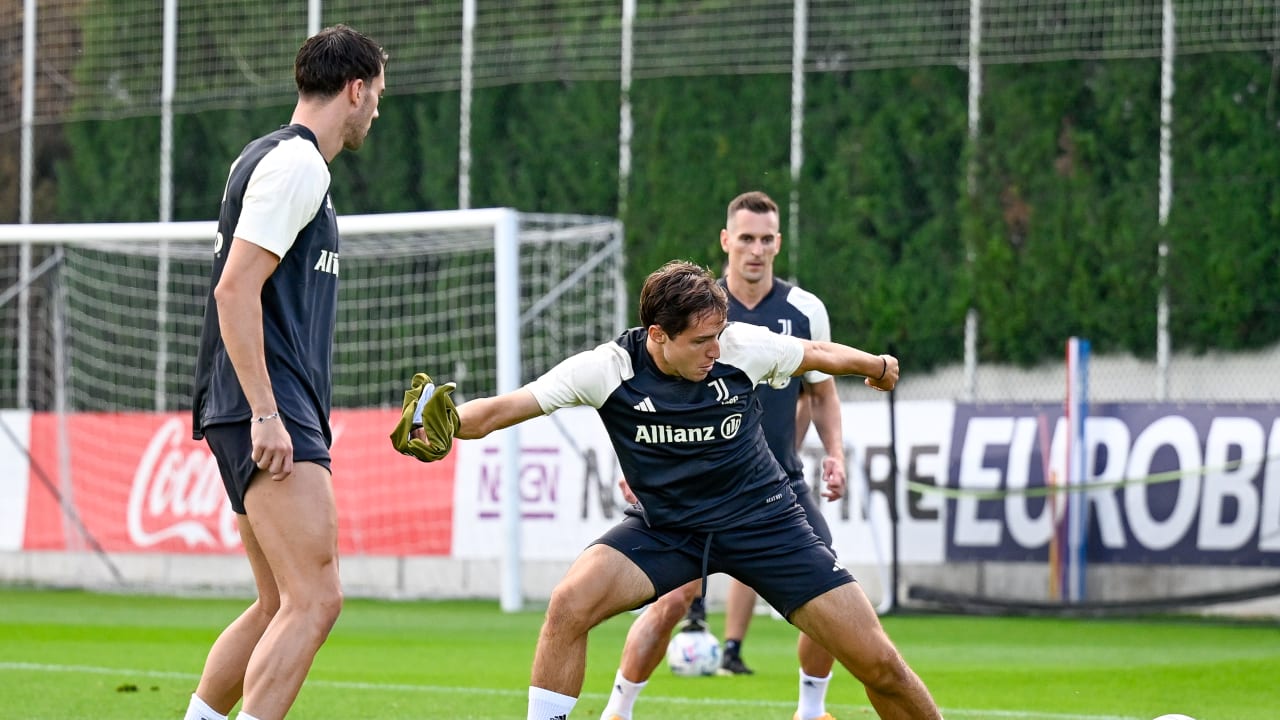 Dusan Vlahovic, Federico Chiesa and Arkadiusz Milik