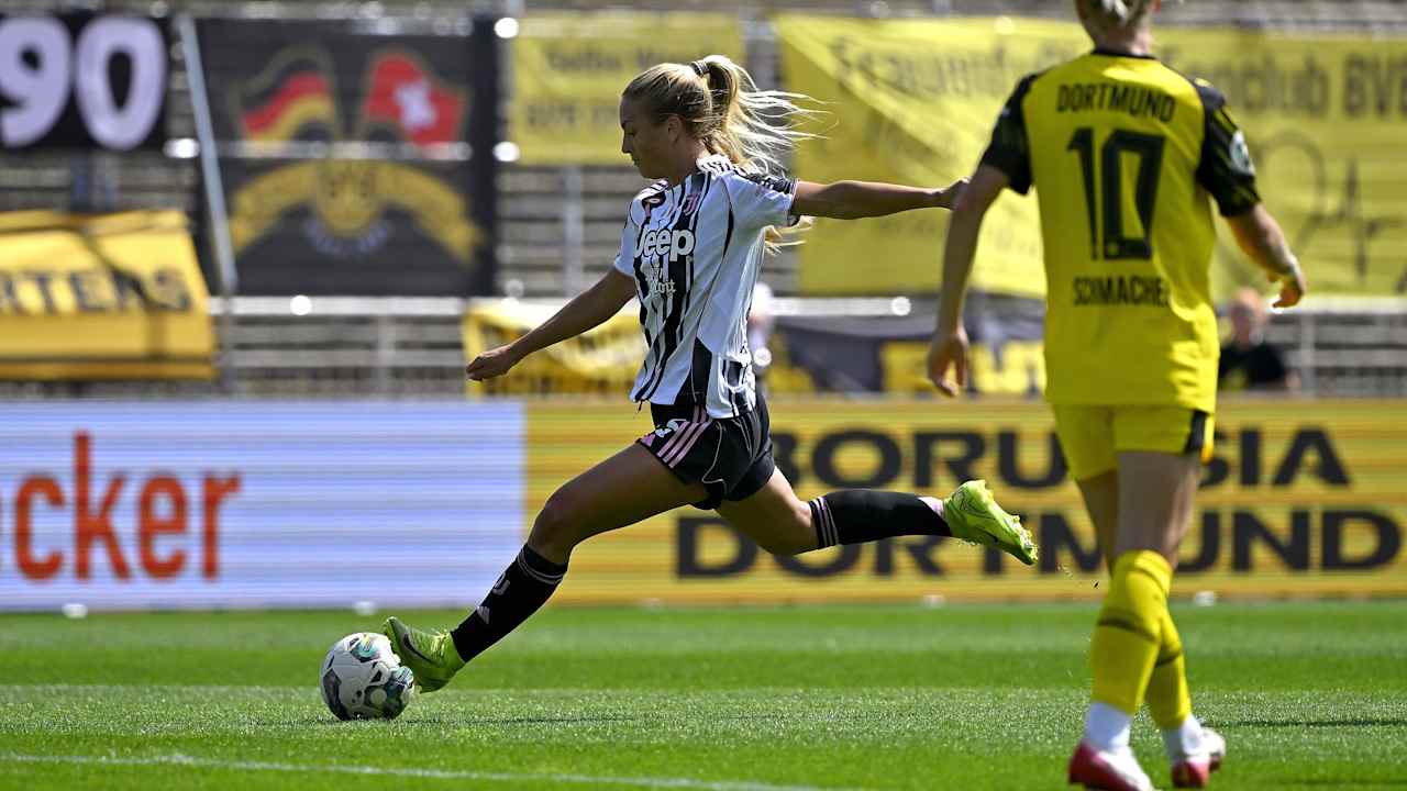 dortmund-women-08