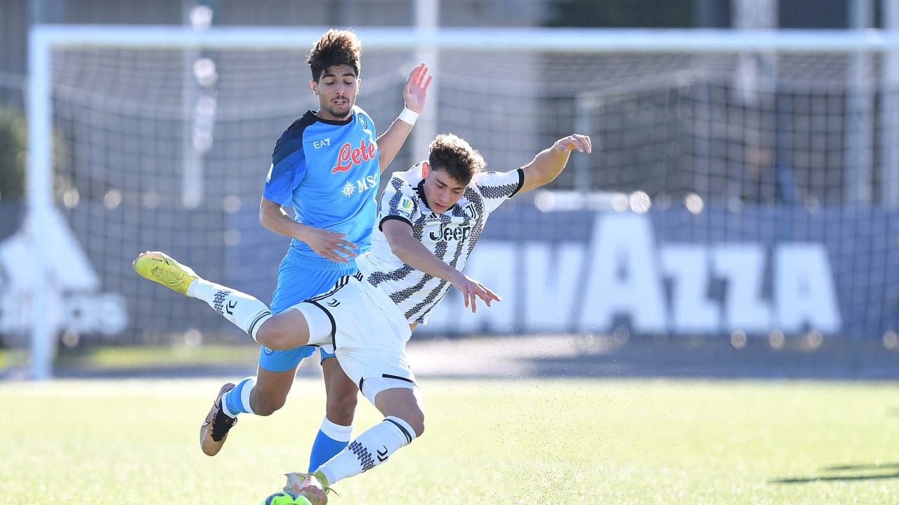 Tommaso Maressa in azione contro il Napoli