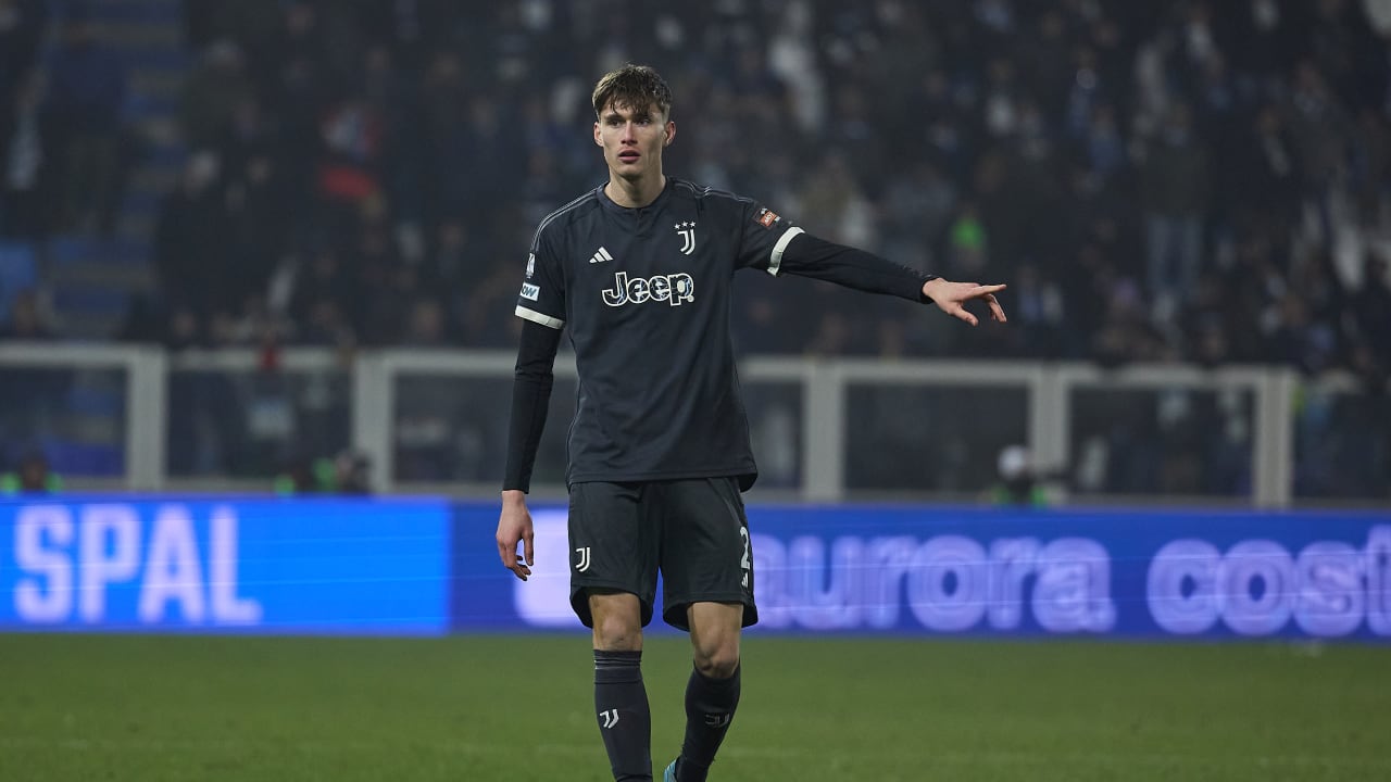 Nicolò Savona in campo durante SPAL-Juventus Next Gen