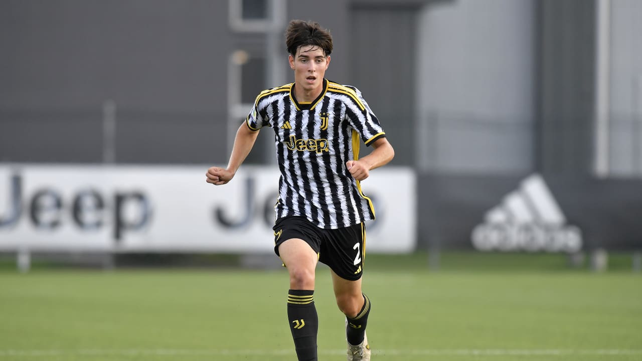 Bruno Martinez in azione durante Juventus Primavera-Empoli Primavera