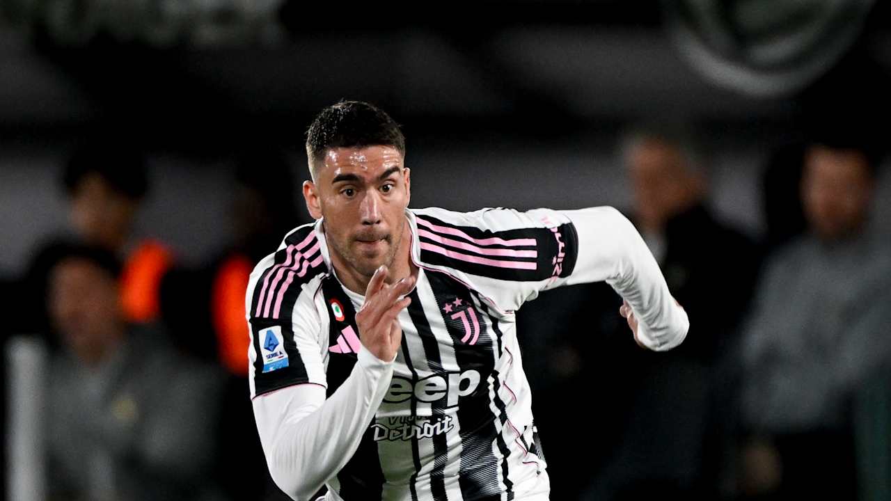 vlahovic-dusan-maglia-nuova