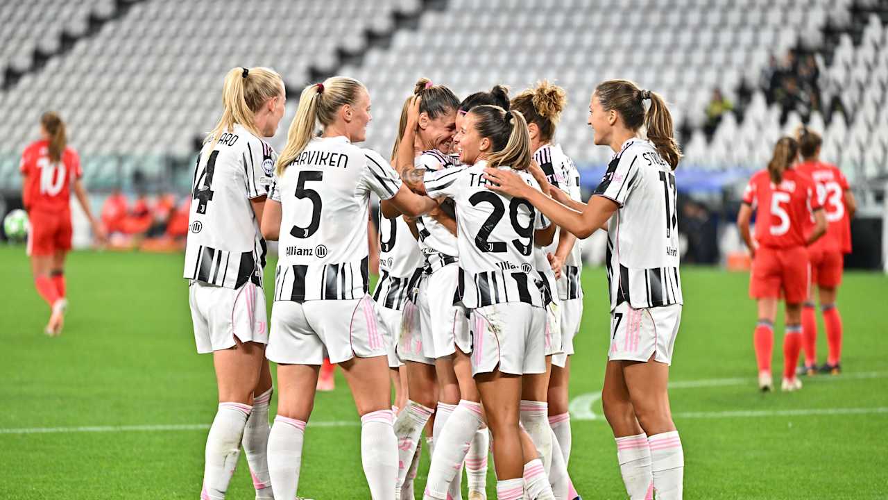 uwcl-women-benfica-18