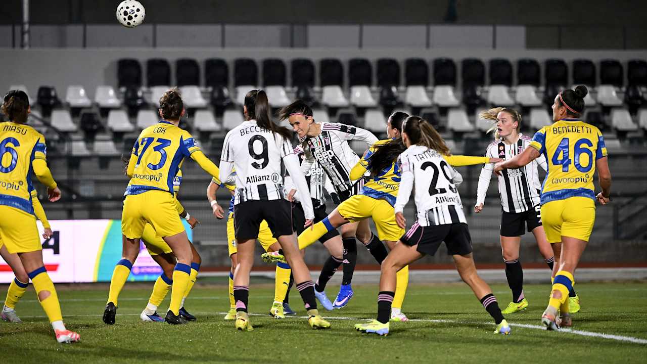 women-parma-06