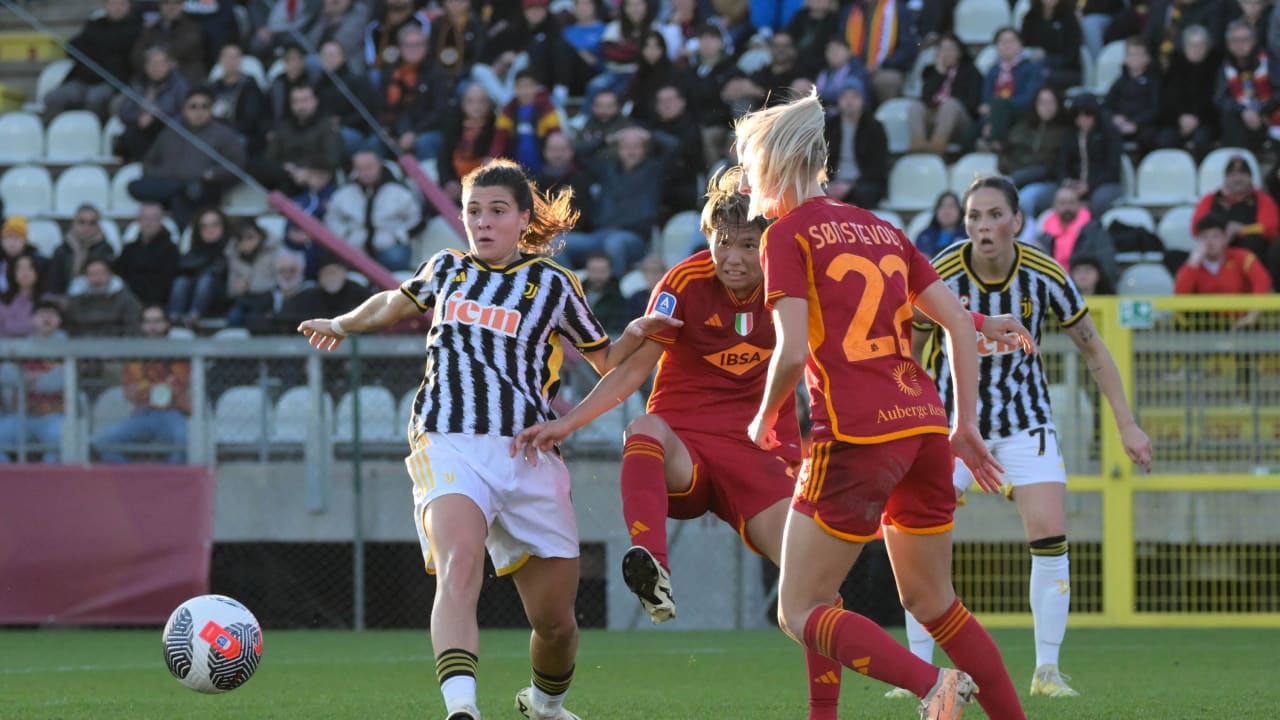 women roma juventus 2324 9