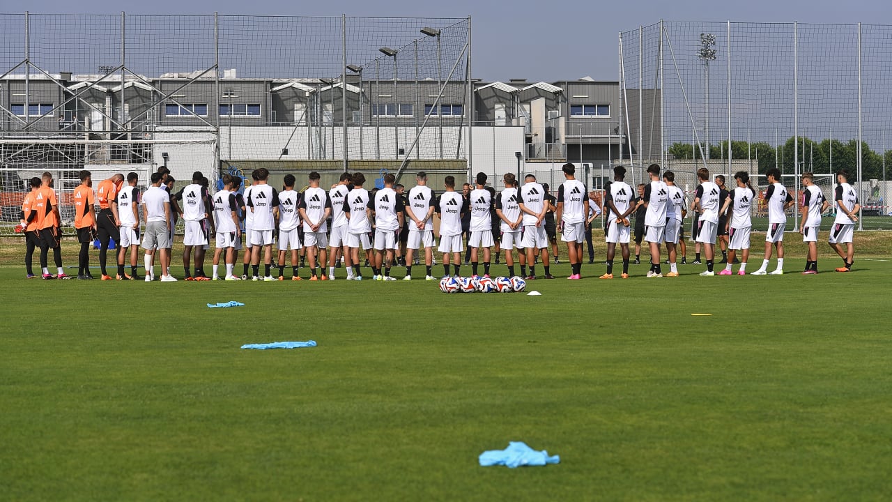 Juventus Under 19 in cerchio a Vinovo