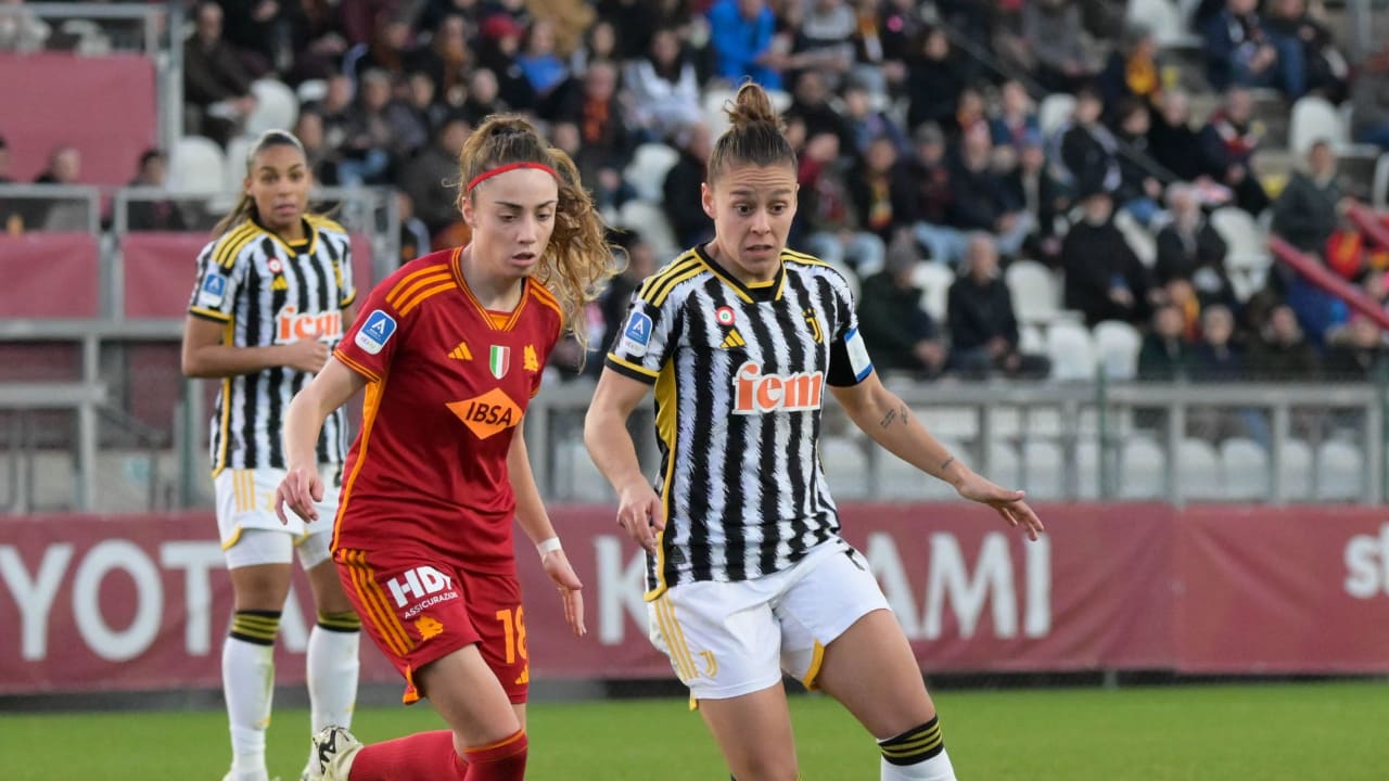 women roma juventus 2324 13