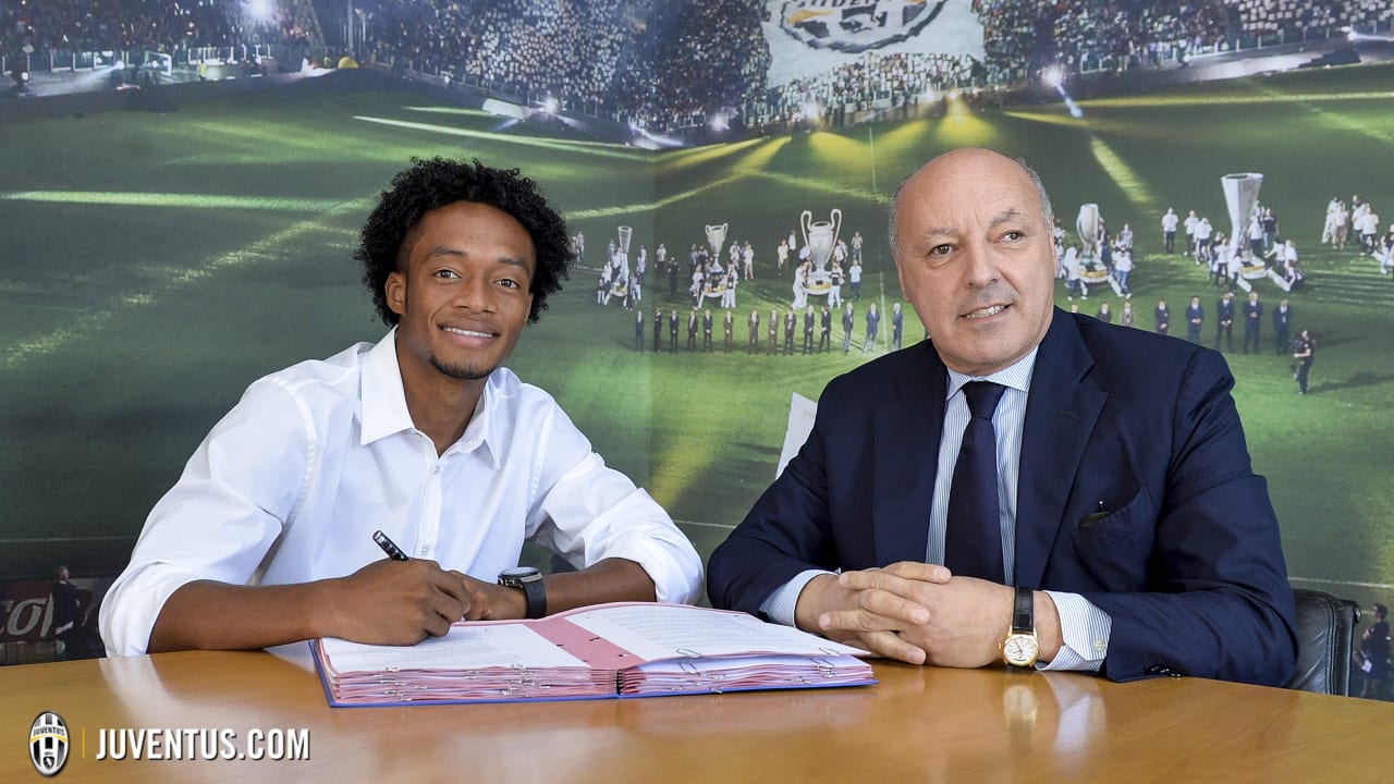 cuadrado firma.jpg